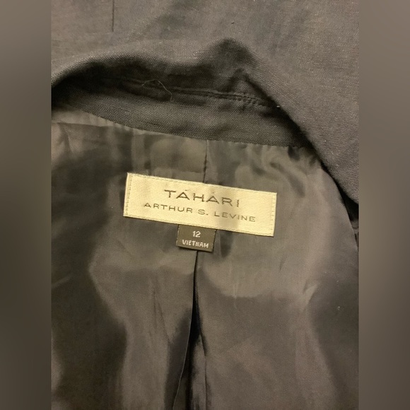 Tahari Arthur S. Navy Women’s Blazer - Picture 3 of 3
